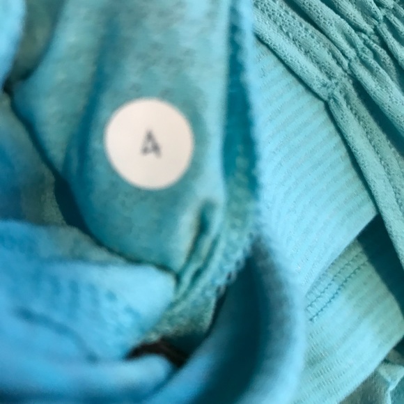 Lululemon Tank - Picture 4 of 4